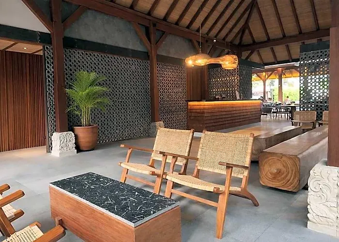 Yulia Village Hotel